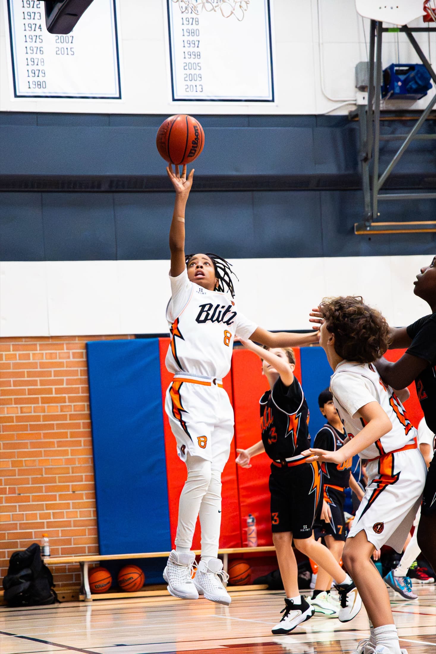 A Synergy Leagues player rising for a jump shot